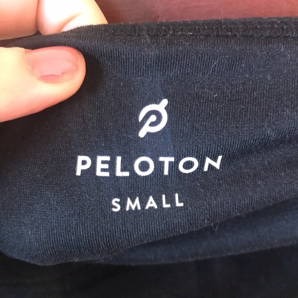 Peloton Black Core Logo Leggings Size Small - Picture 3 of 9